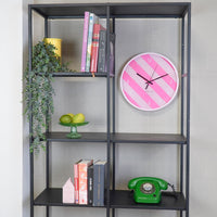 Klok - Wandklok - Streep Patroon - Roze- 34x4x34cm