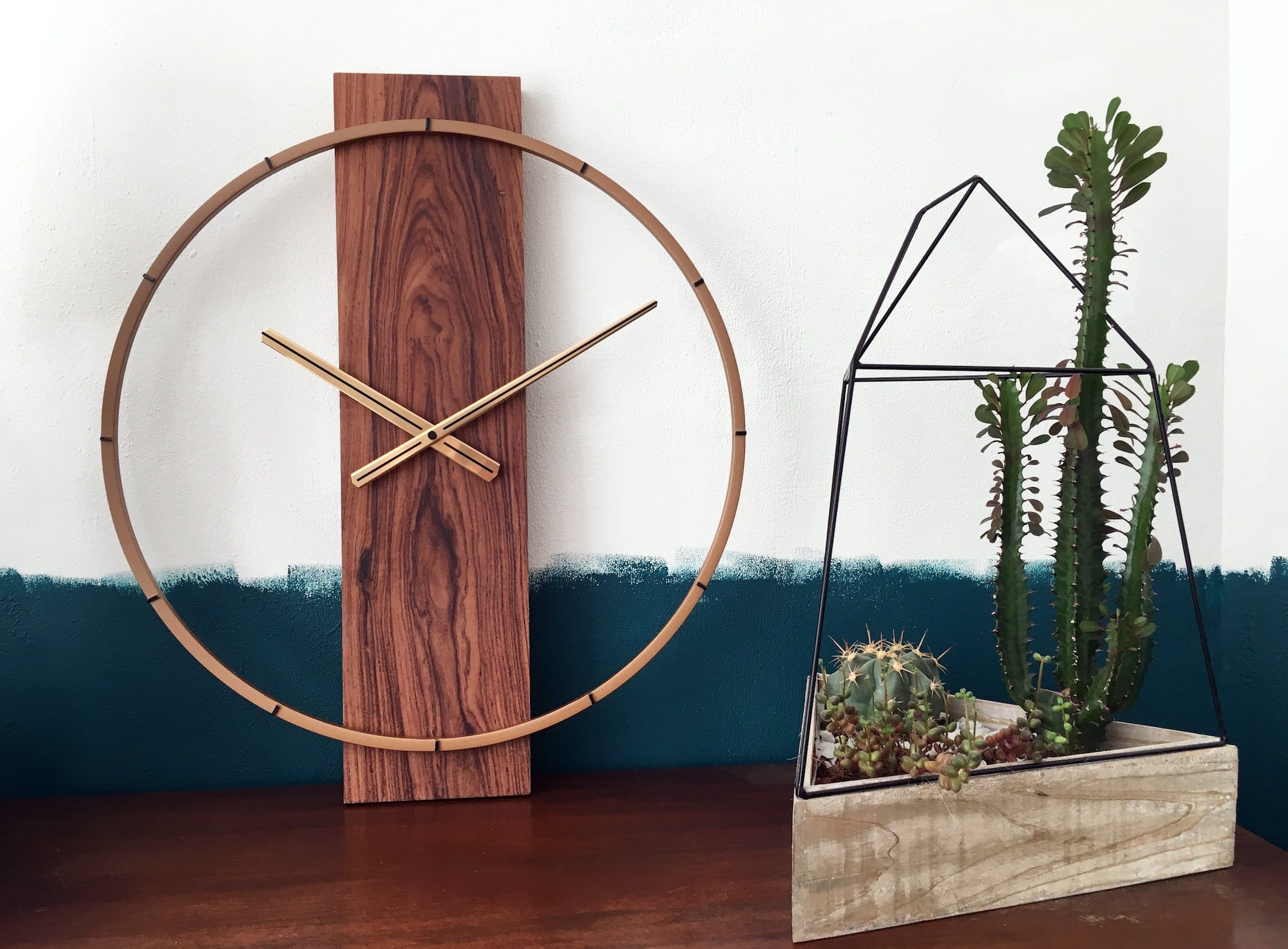 Wall clock - 50.8 x 58.2 x4.3 cm - Wood/Steel