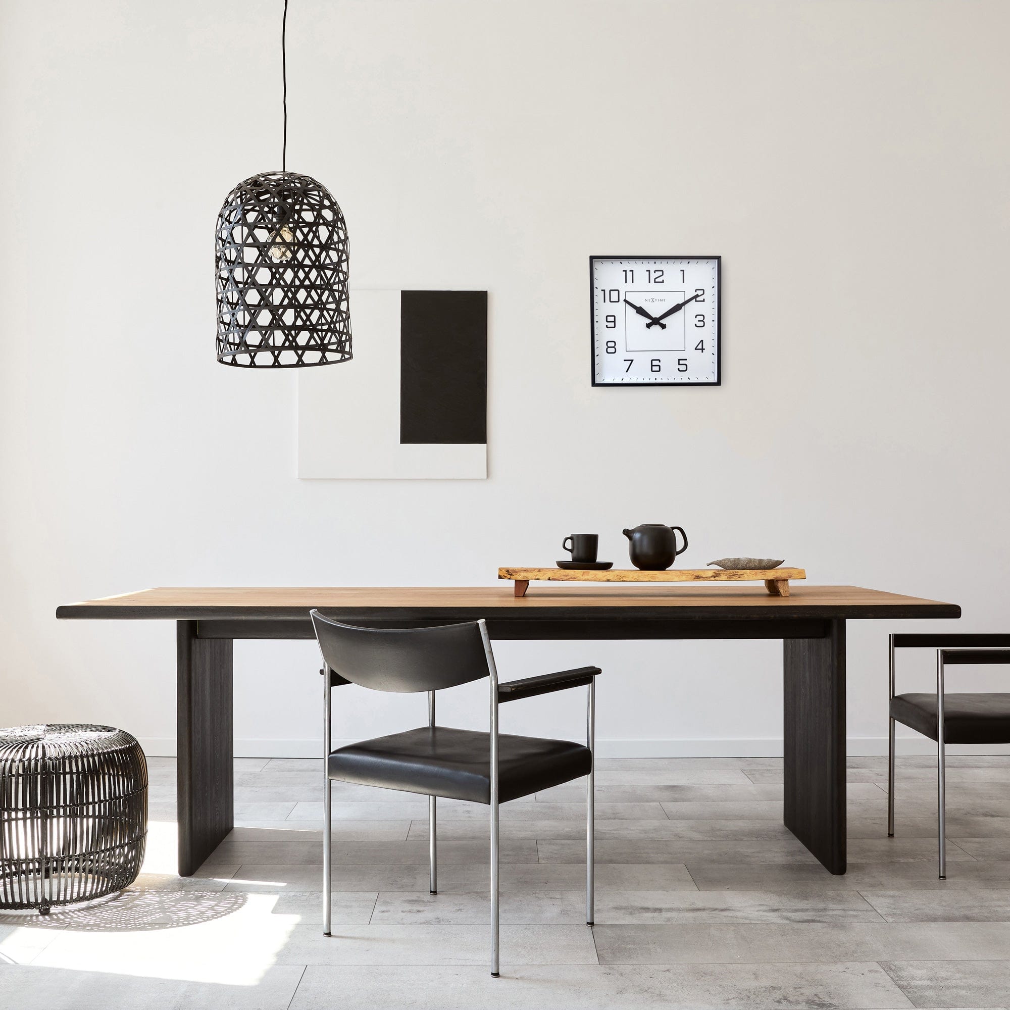 Wall clock 35x35cm - Silent - Arabic - Metal - "Be Square"