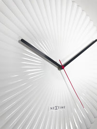 Wall clock 40cm-Silent-White/Green-Polyresin-NeXtime 'Mousse'